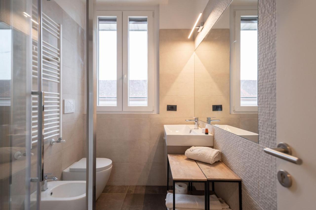 Apartament Montello Livings, Exclusive Terrace And Skyline View Mediolan Zewnętrze zdjęcie