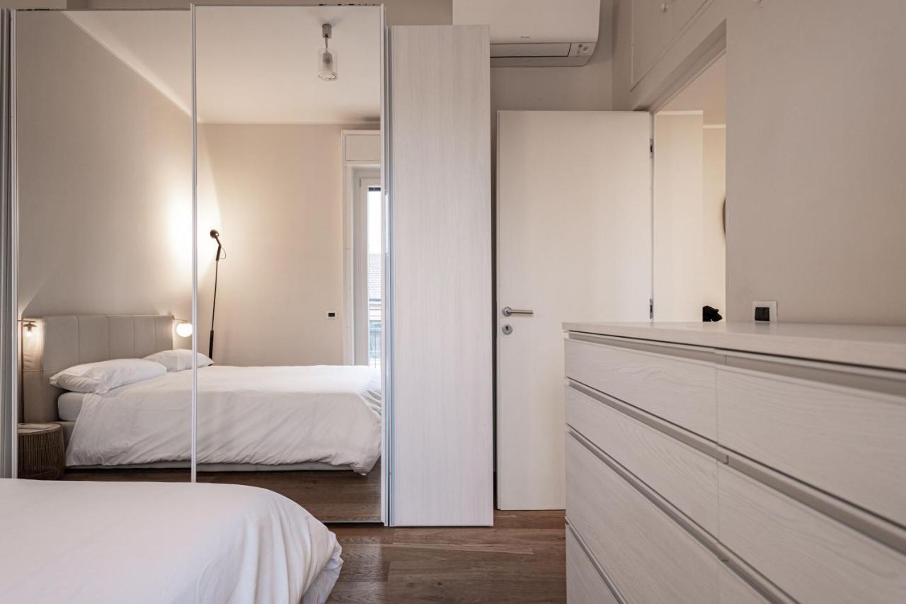 Apartament Montello Livings, Exclusive Terrace And Skyline View Mediolan Zewnętrze zdjęcie