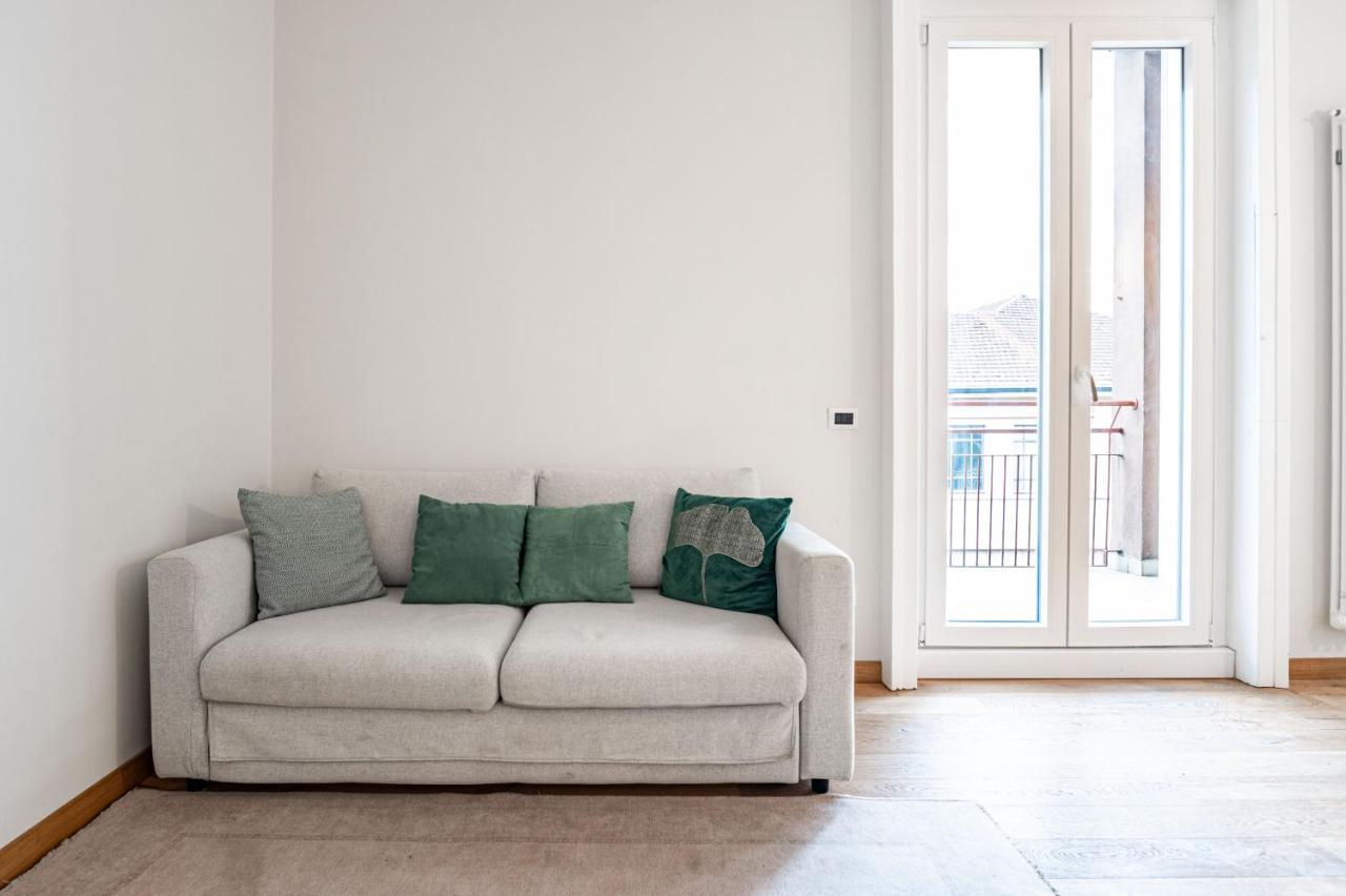 Apartament Montello Livings, Exclusive Terrace And Skyline View Mediolan Zewnętrze zdjęcie
